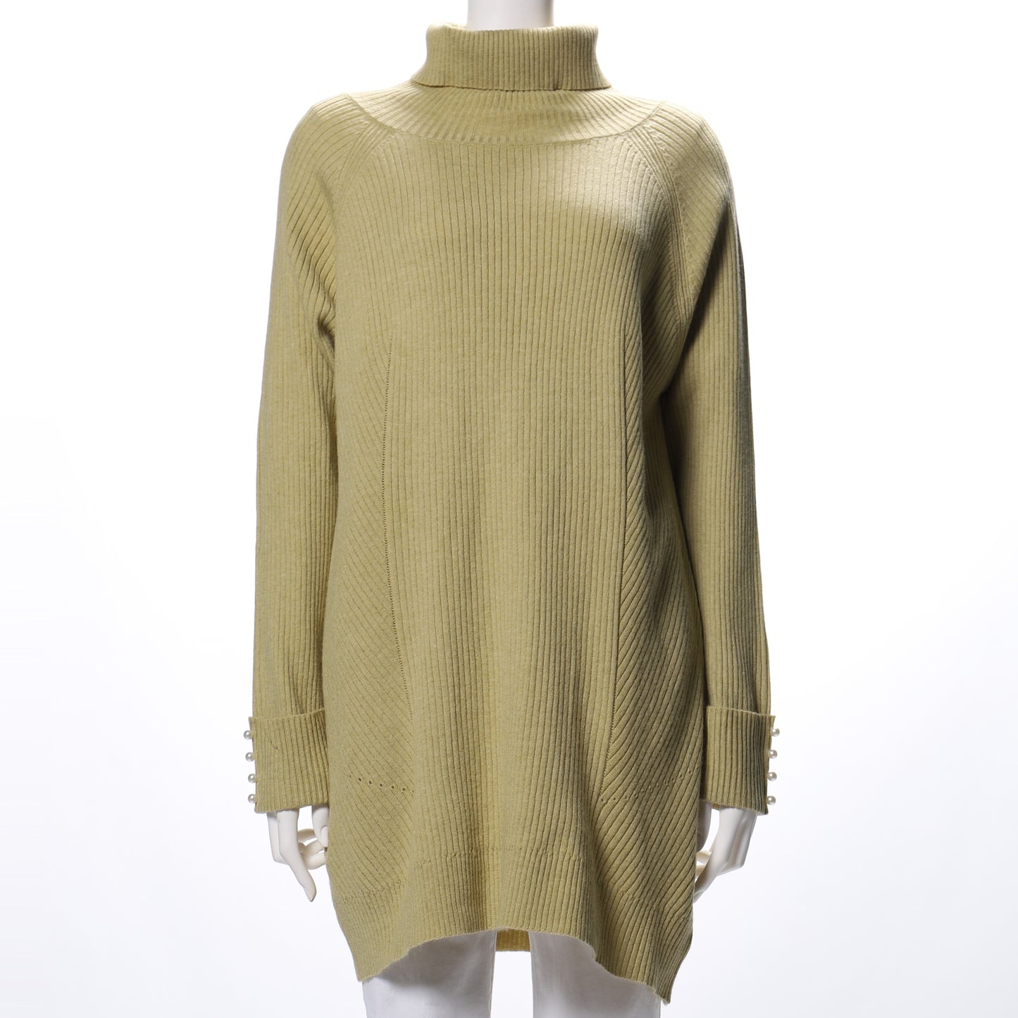 パール付きタートルネックニット