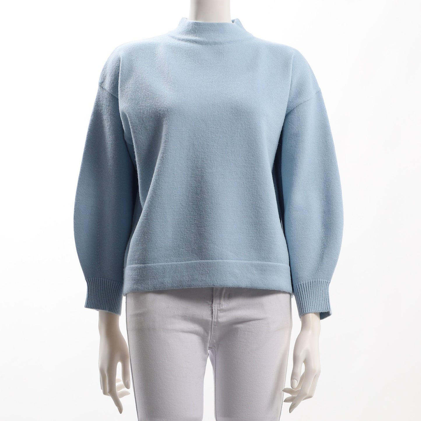 ふんわりお袖ハイネックニット