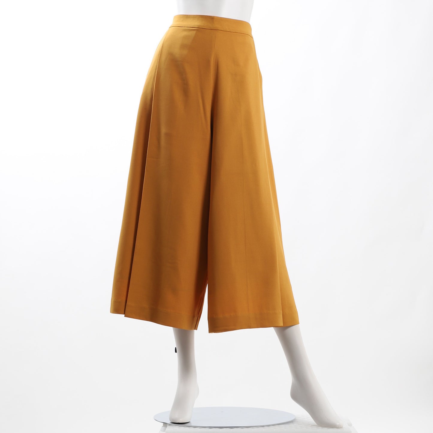 サイドタックフレアパンツ