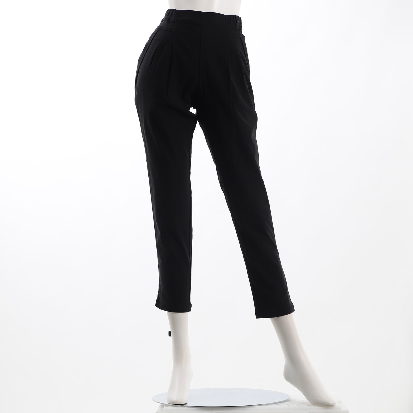 ストレッチ起毛タック入りテーパードパンツ