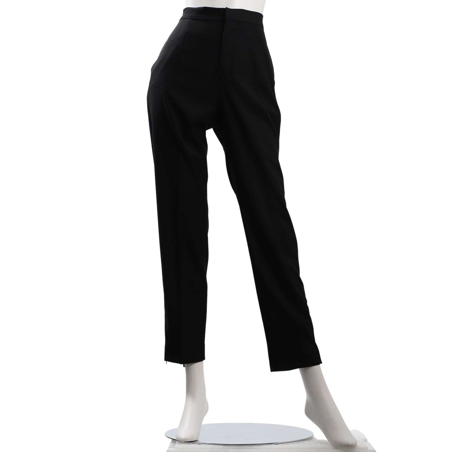 センタープレステーパードパンツ