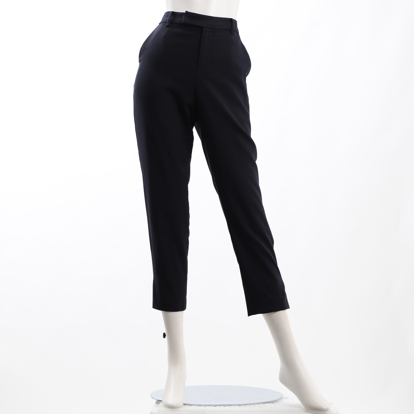 チェック柄テーパードパンツ