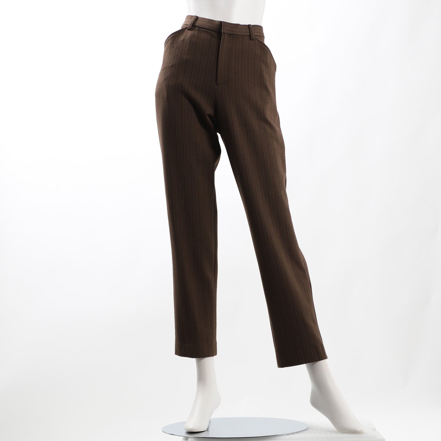 ストライプ柄テーパードパンツ