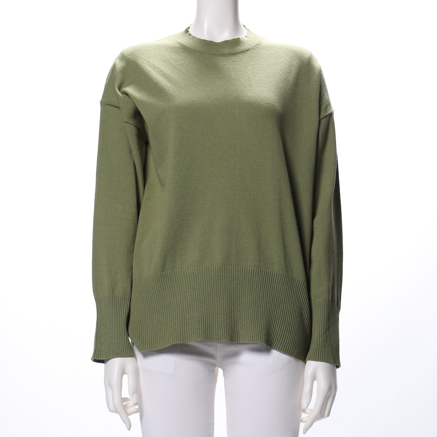 首詰まりドロップショルダーニット