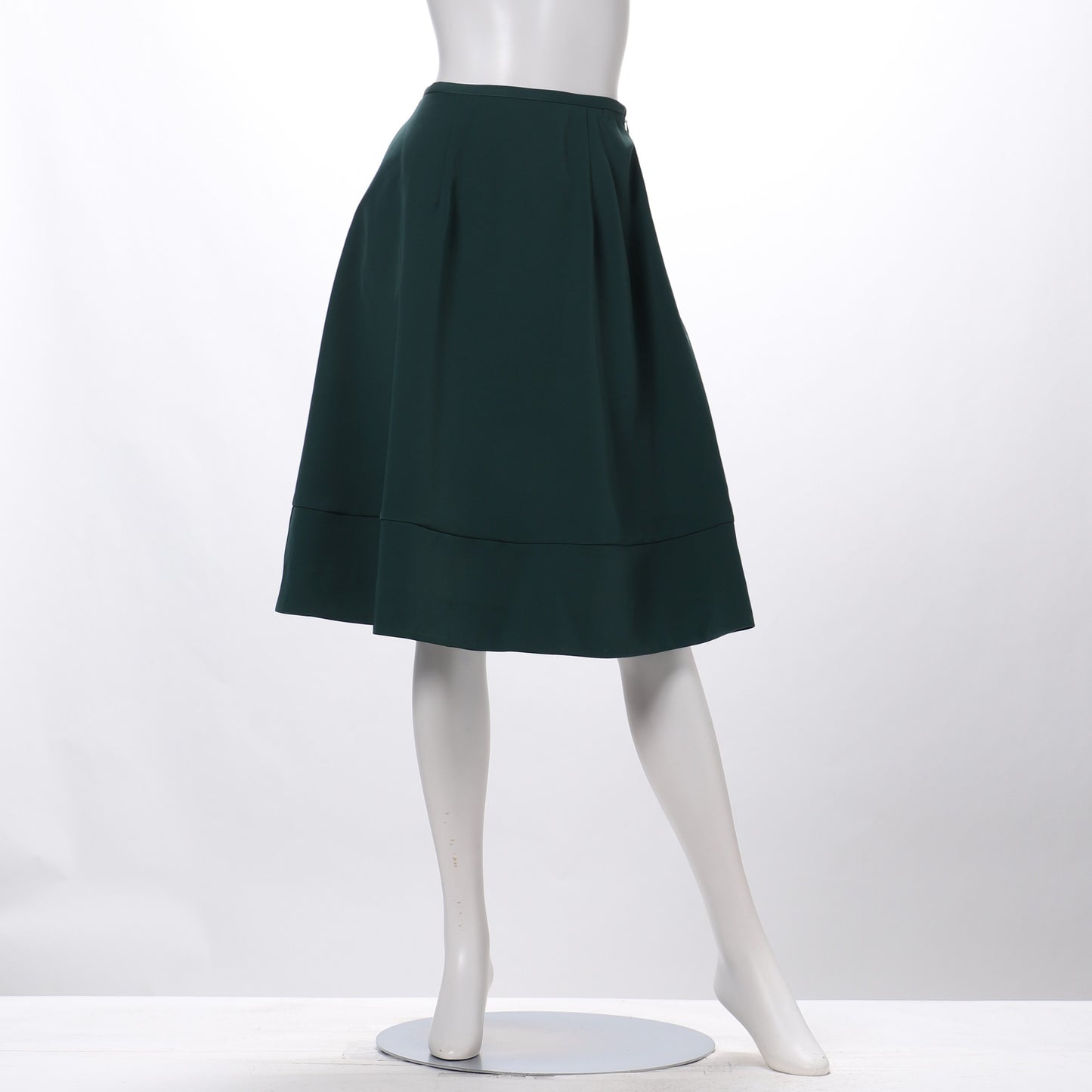 カルゼ調タックフレアスカート