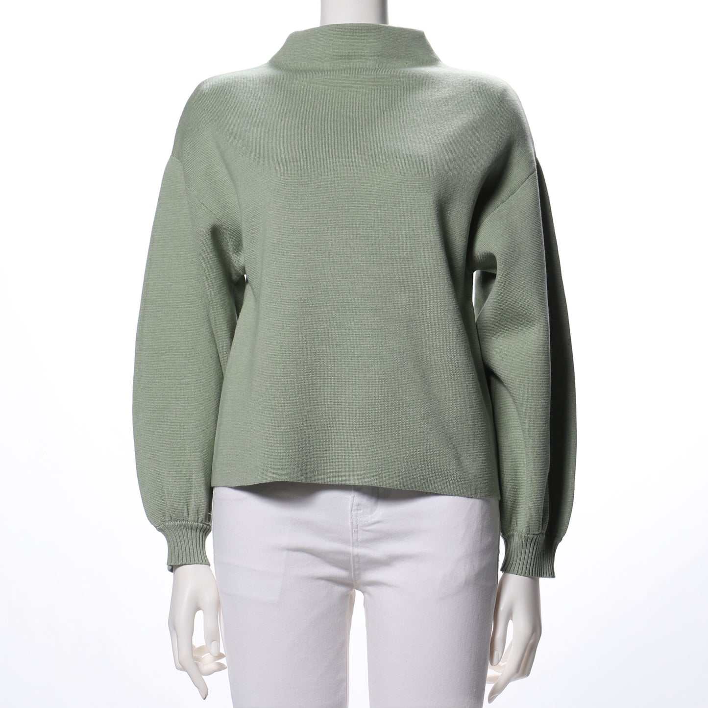 ドロップショルダーボトルネックニット