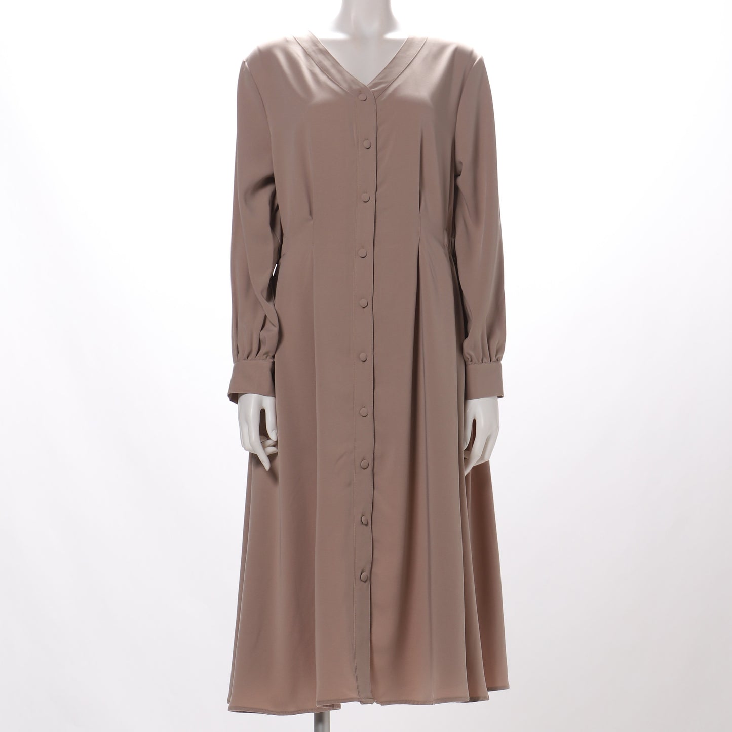 タック入りフロントボタンワンピース