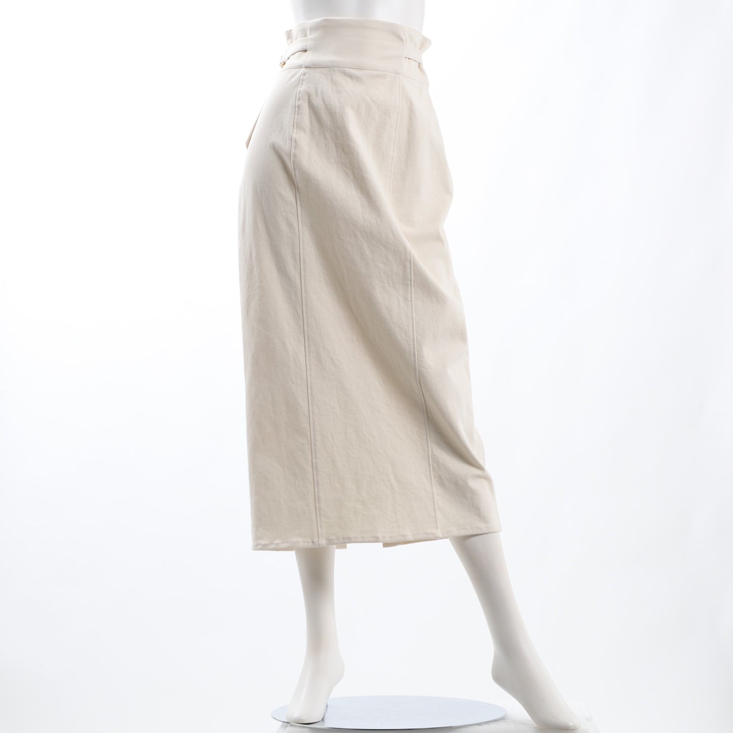 サイドベルトタイトスカート