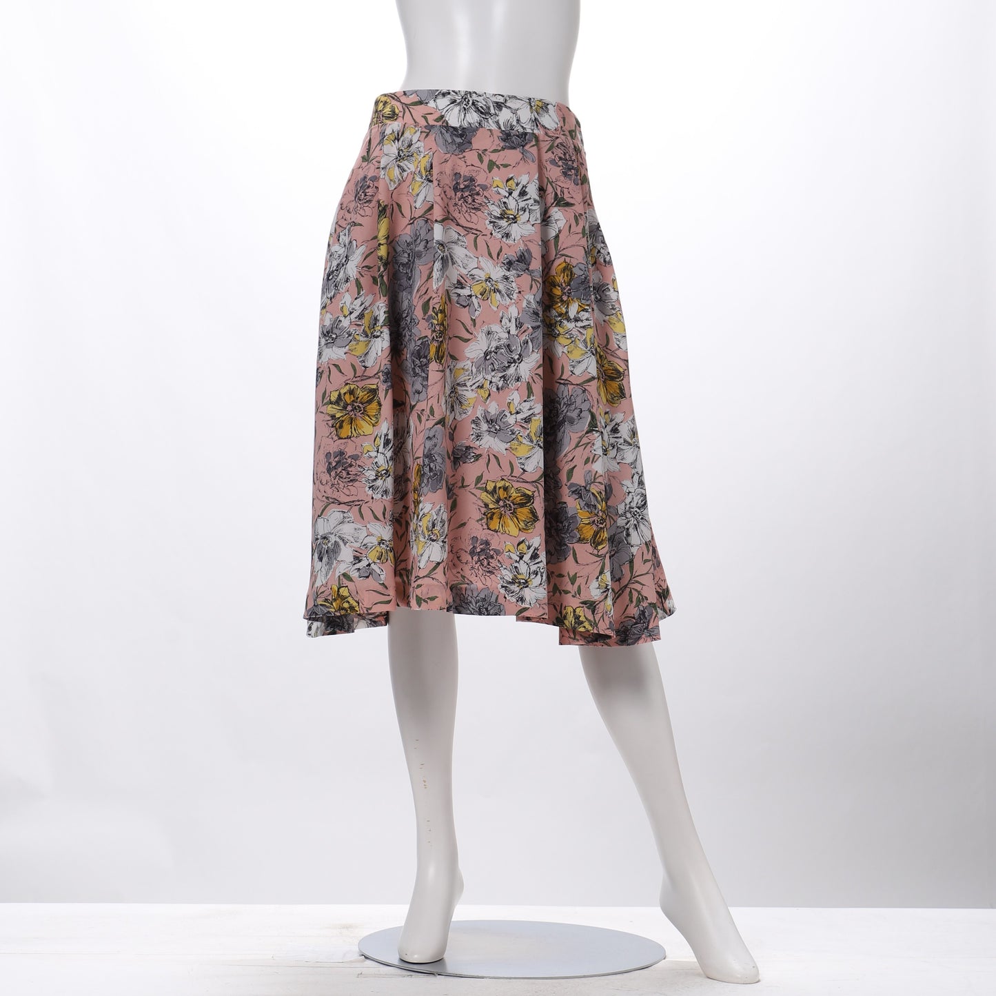 タック入り花柄フレアスカート