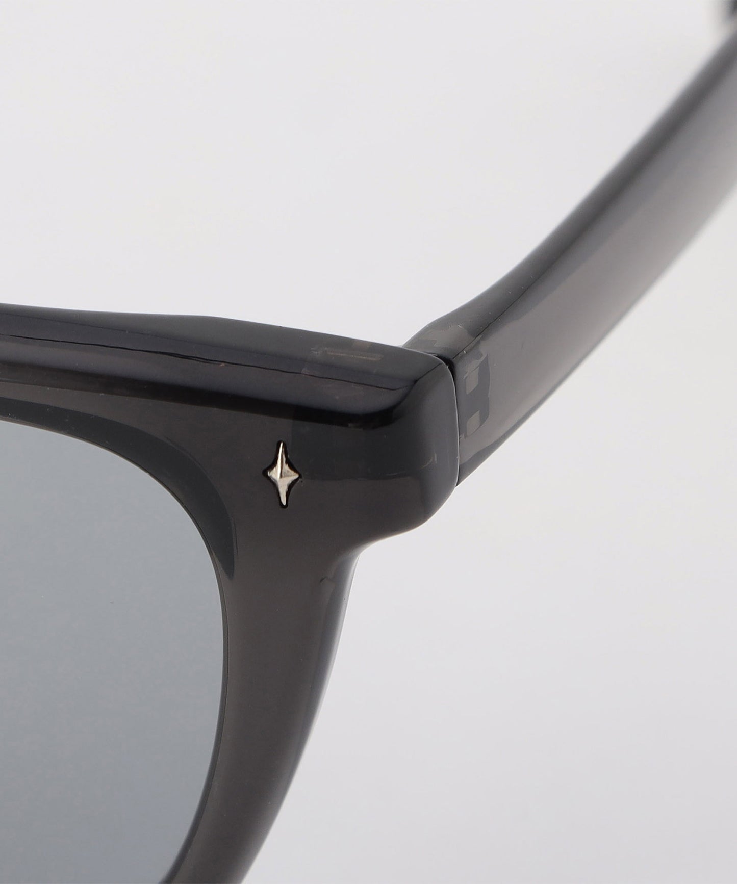 stud accent flat glasses1