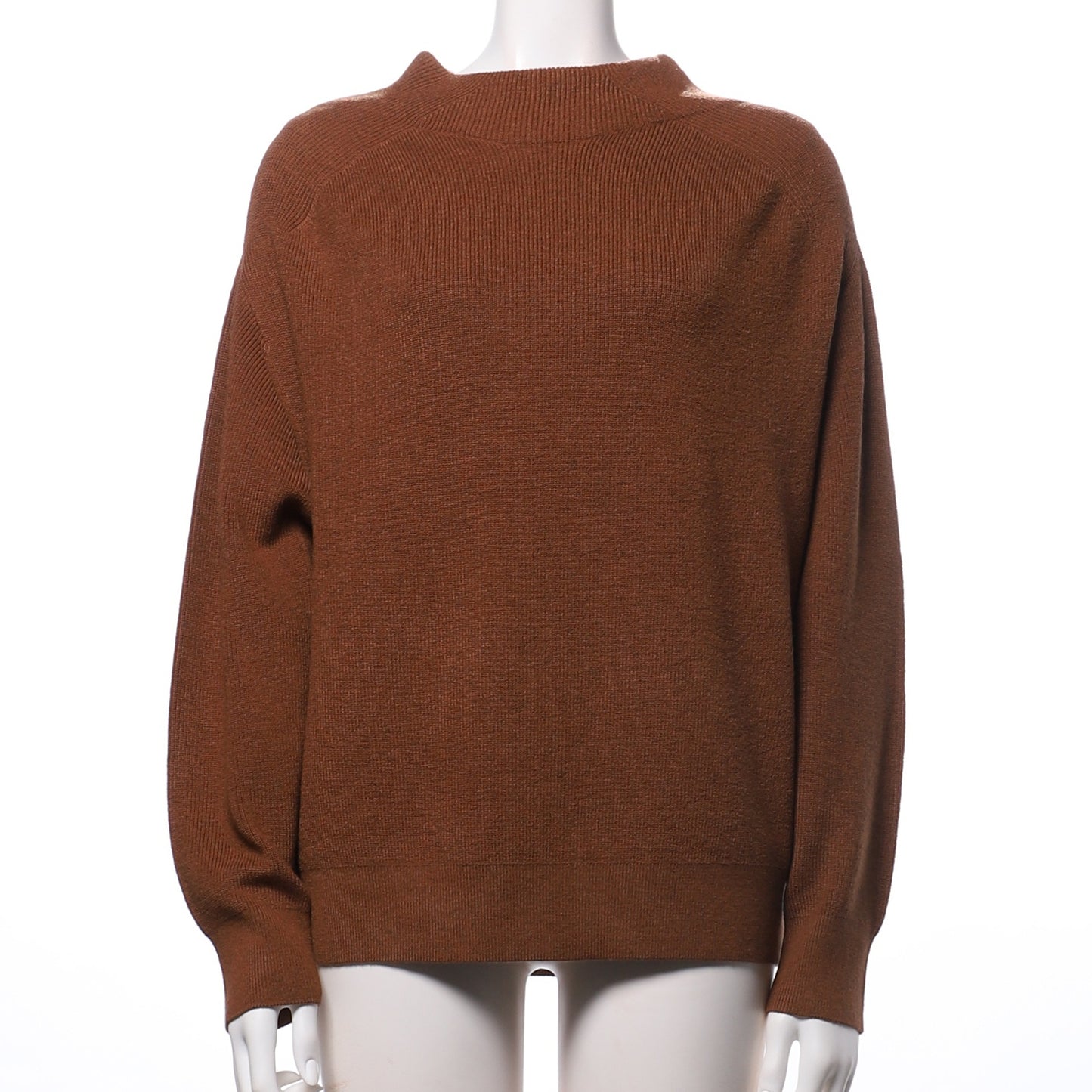 ミドルゲージハイネックニット