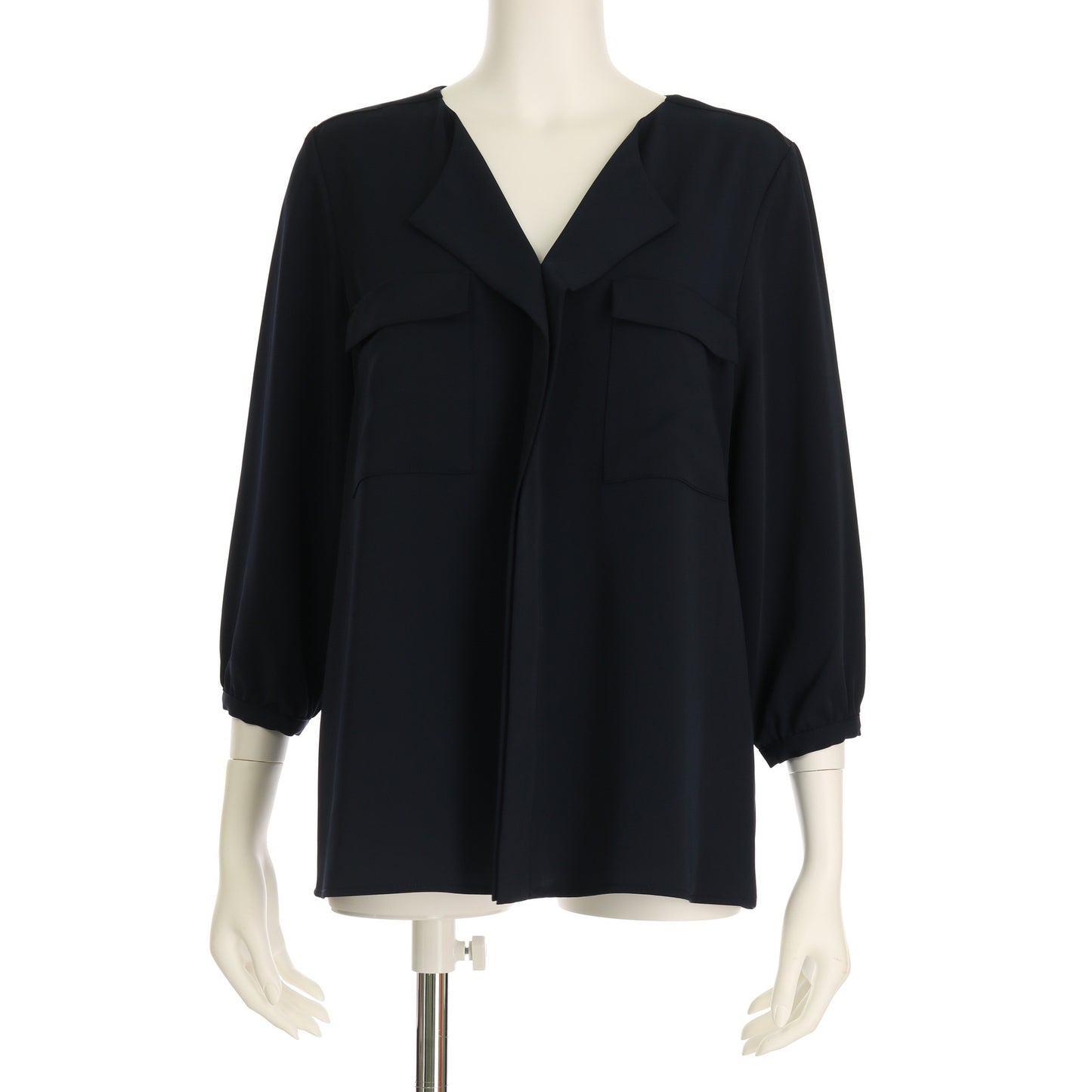 フラップポケット付きオープンフロントブラウス