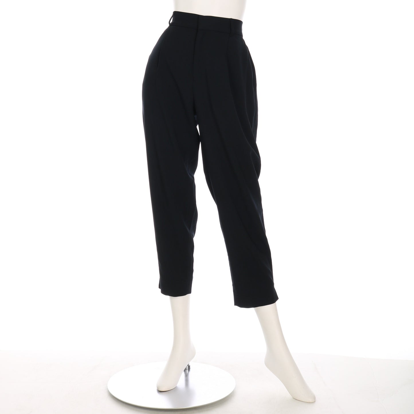 バックゴムタック入りテーパードパンツ