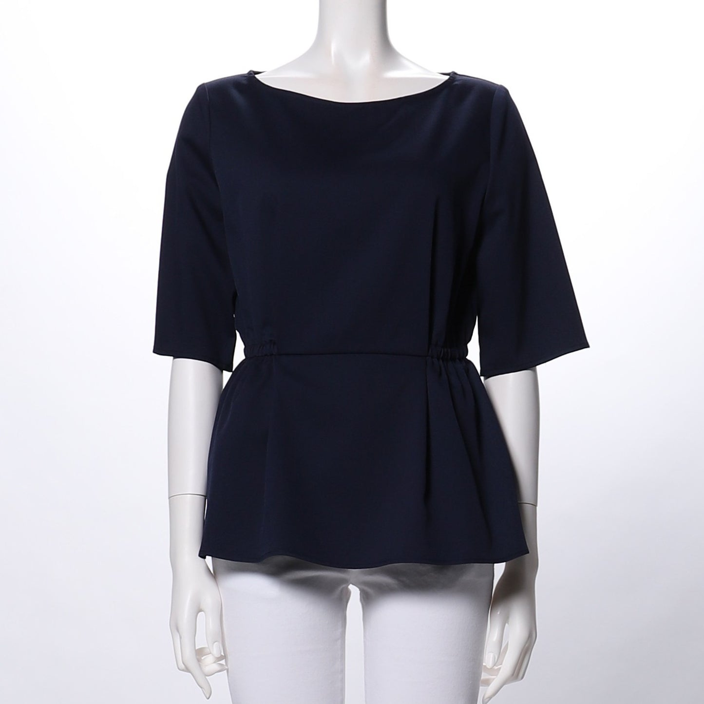 ボートネックペプラムブラウス