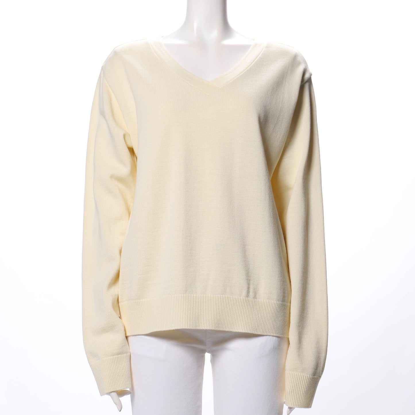 シンプルデザインVネックニット