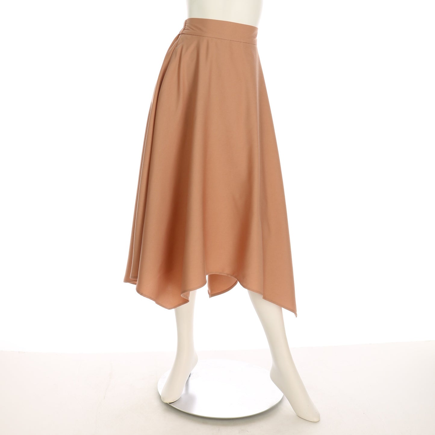 エステルアムンゼンハンカチーフヘムスカート