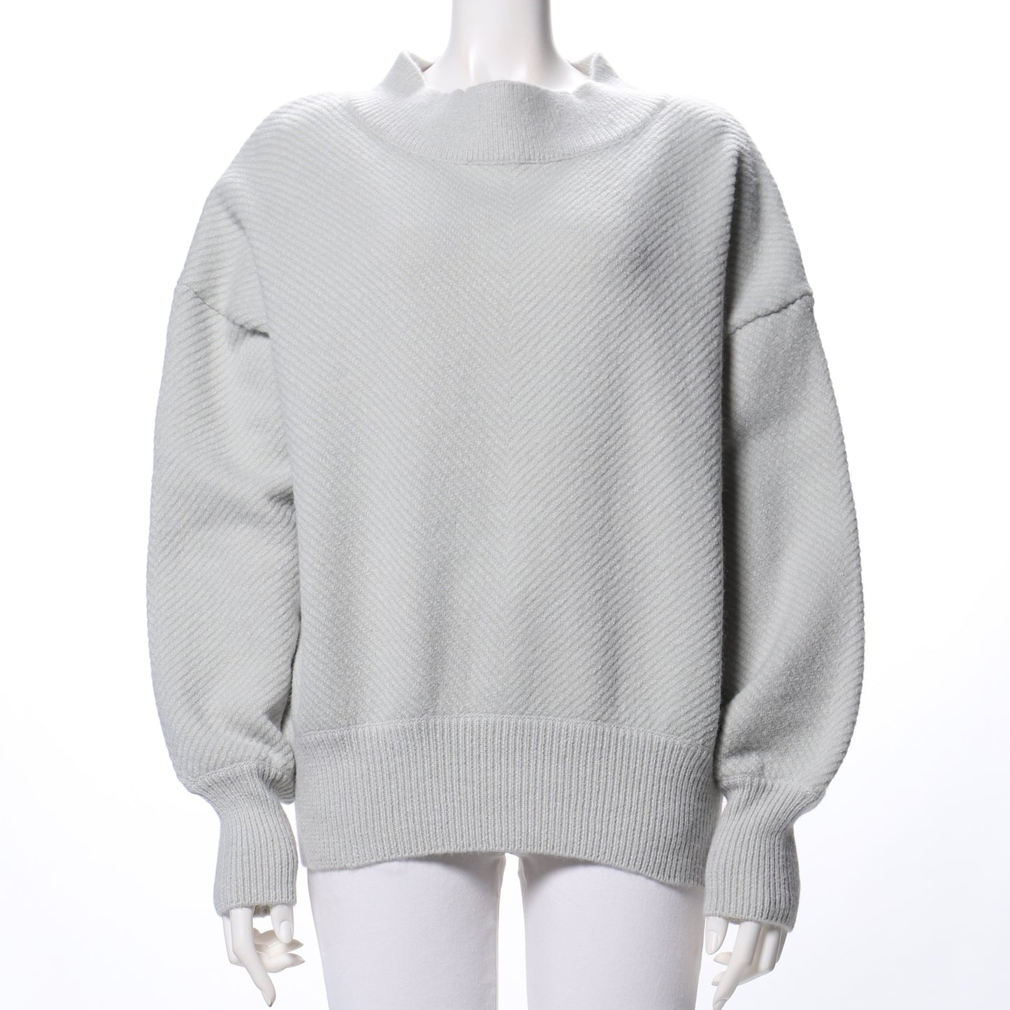 アンゴラ混ドロップショルダーニット