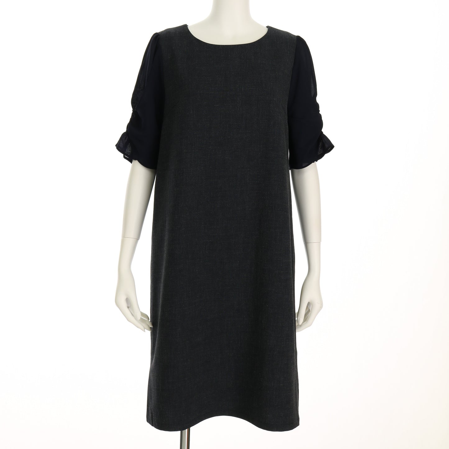 袖デザインワンピース