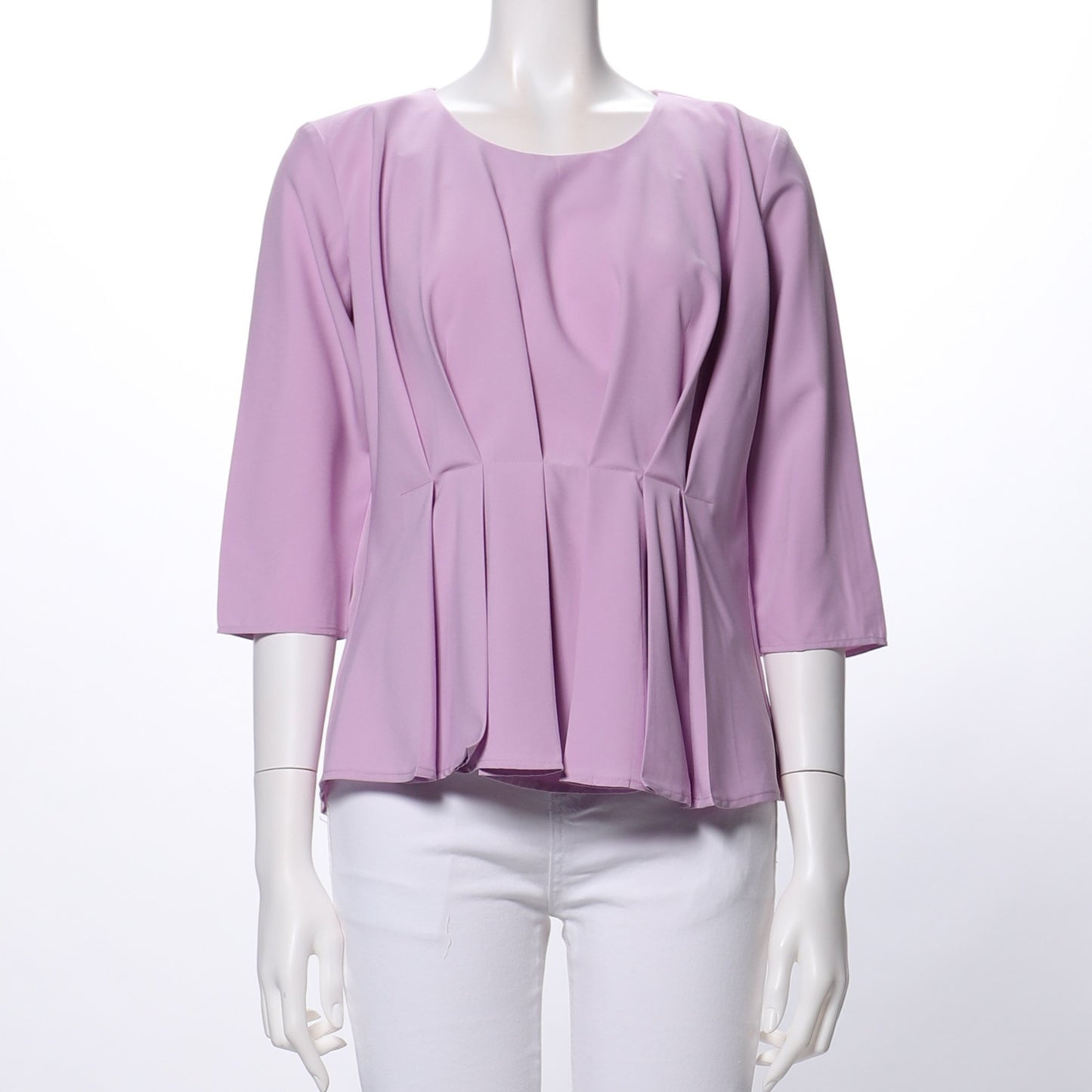 ペプラムデザインラウンドネックブラウス