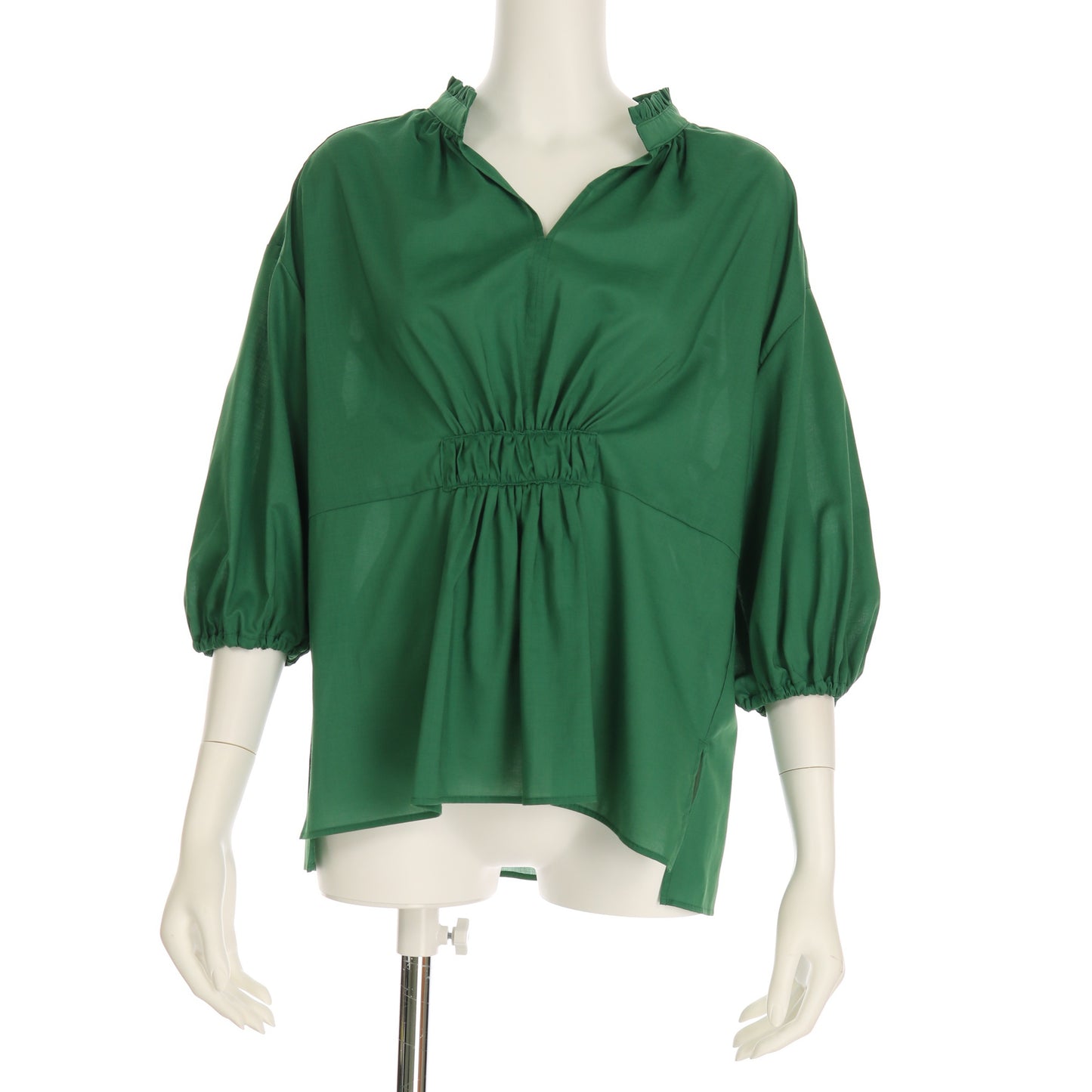 ふんわり袖フリルブラウス