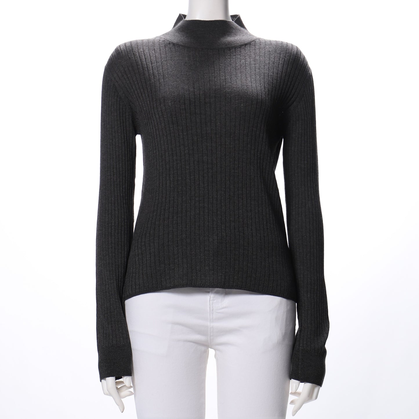 シンプルデザインハイネックリブニット