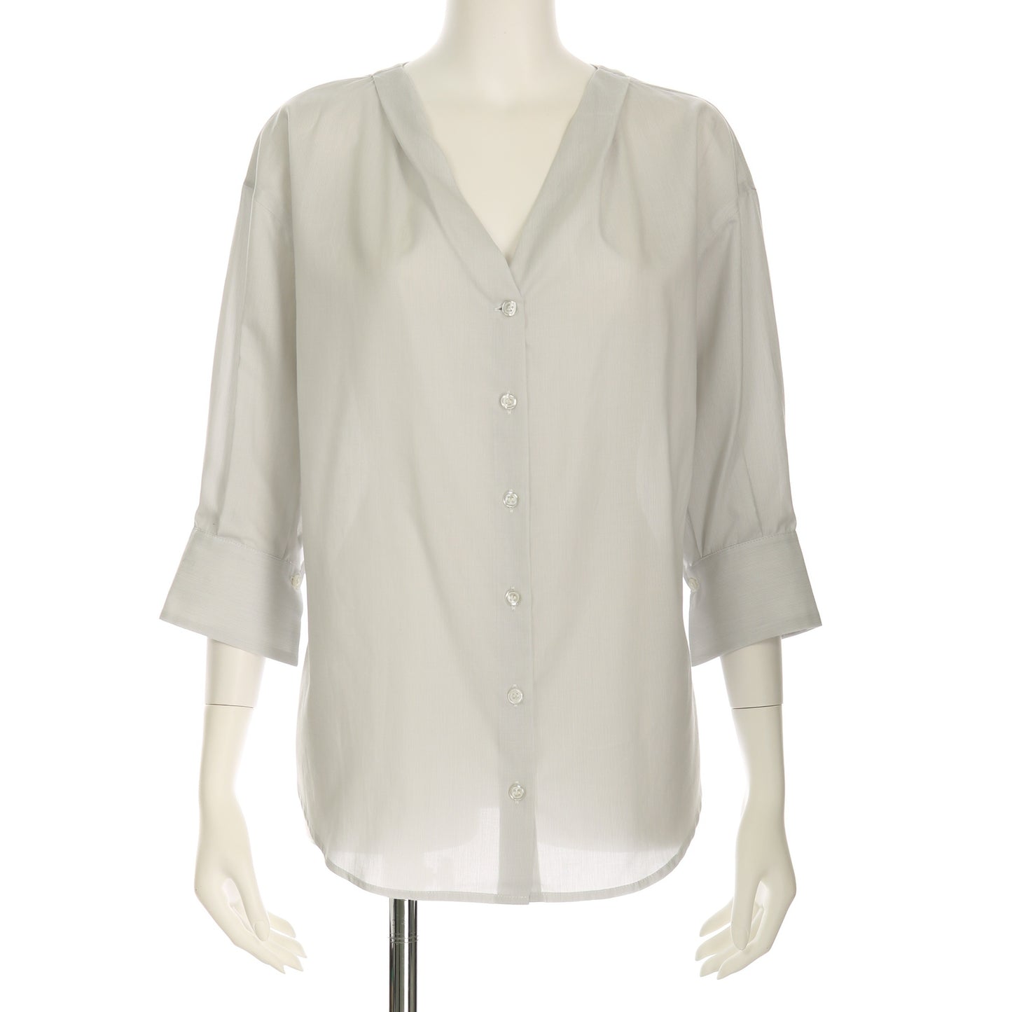 フロントボタン極細ストライプブラウス