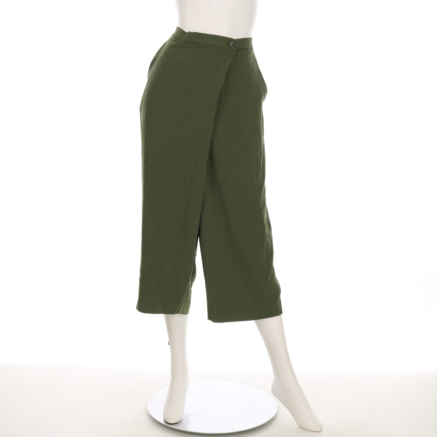 ラップ風ワイドパンツ