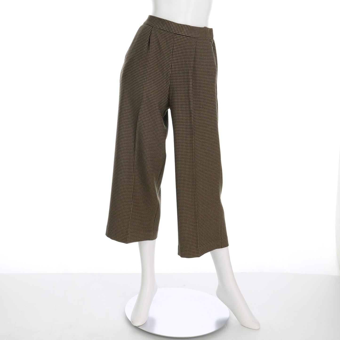 メモリッチウォームストレートタック入りワイドパンツ