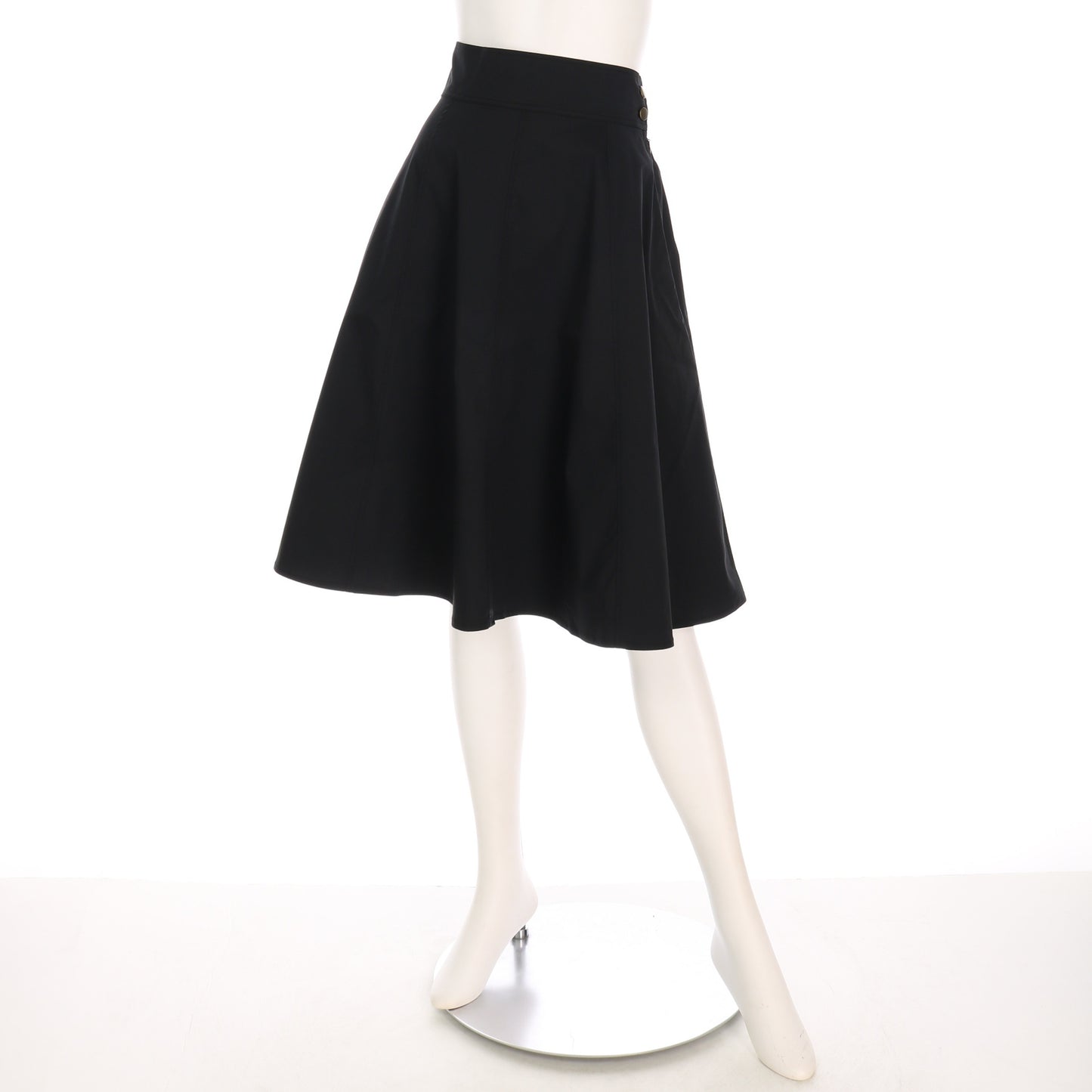 ウエストボタンフレアスカート