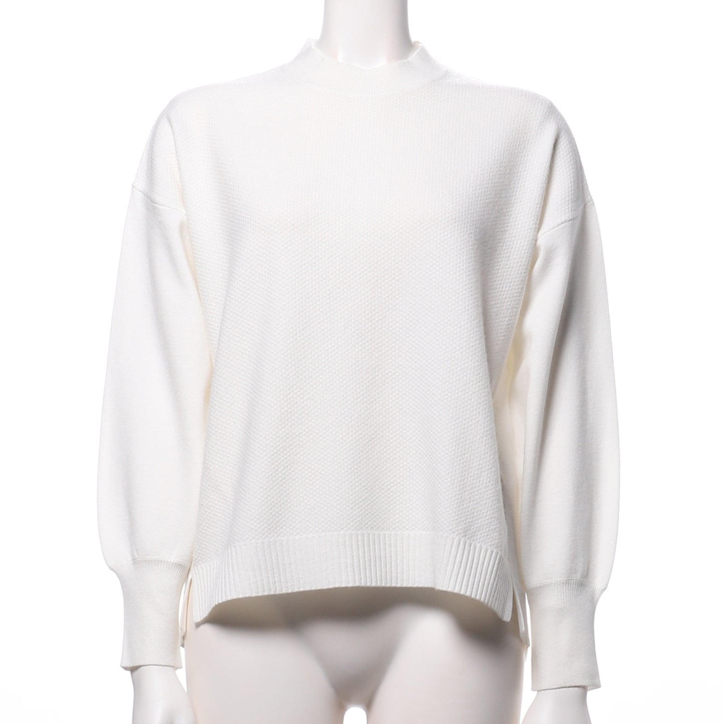 バックテールデザインニット