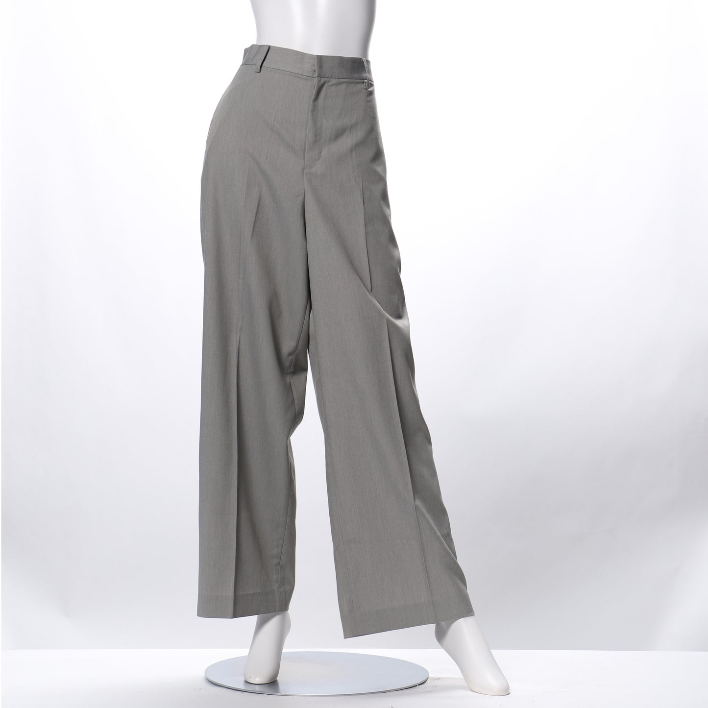 シンプルデザインワイドパンツ