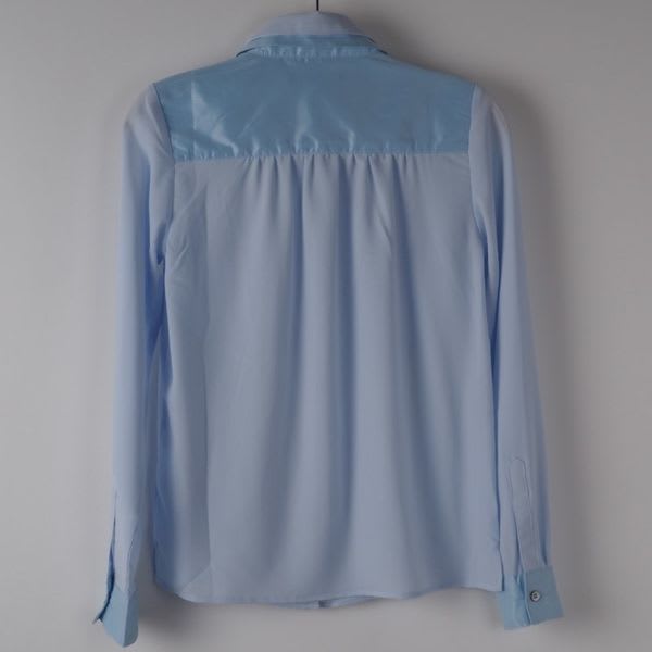 2枚襟切替えデザインとろみブラウス