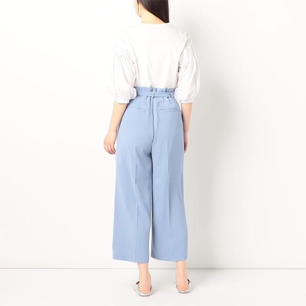 ウエストベルトタック入りワイドパンツ