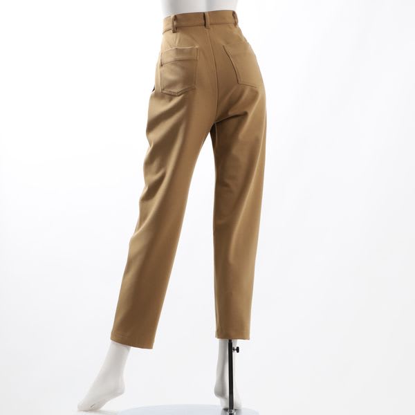 センターシームテーパードパンツ