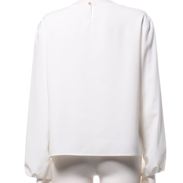 シンプルふんわりスリーブブラウス