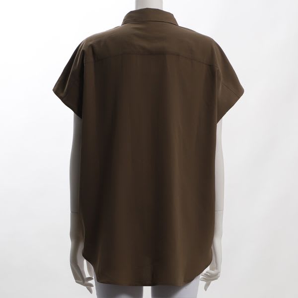 ポケットアクセントシャツカラーブラウス