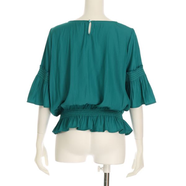 シャーリングブラウス