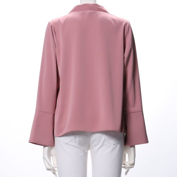 Vネックフロントタックブラウス