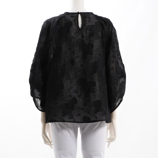 フラワーオパール刺繍入りラグランスリーブブラウス