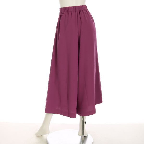 タック入りフレアパンツ