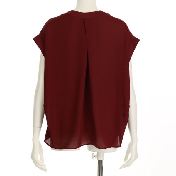 タックデザインブラウス