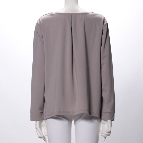 フロントデザインオープンフロントネックカットソー