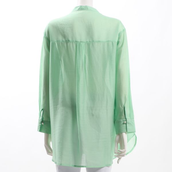 パールボタンシャツブラウス