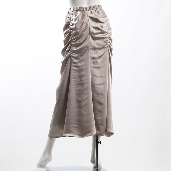 ドロストギャザースカート