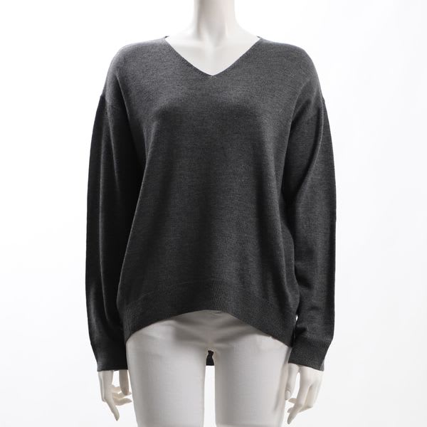 ドロップショルダーVネックニット