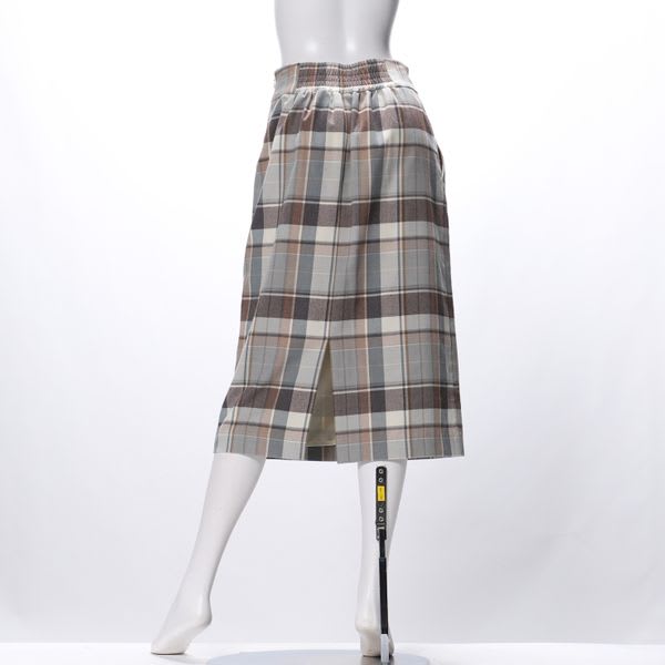 チェック柄セミタイトスカート