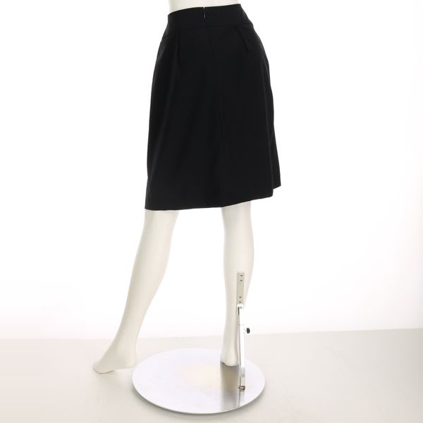 タックヨーク切り替えスカート