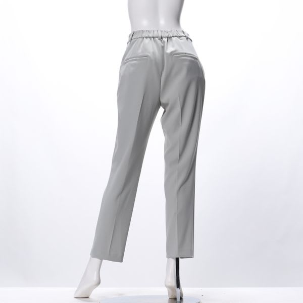 バックゴムタック入りテーパードパンツ