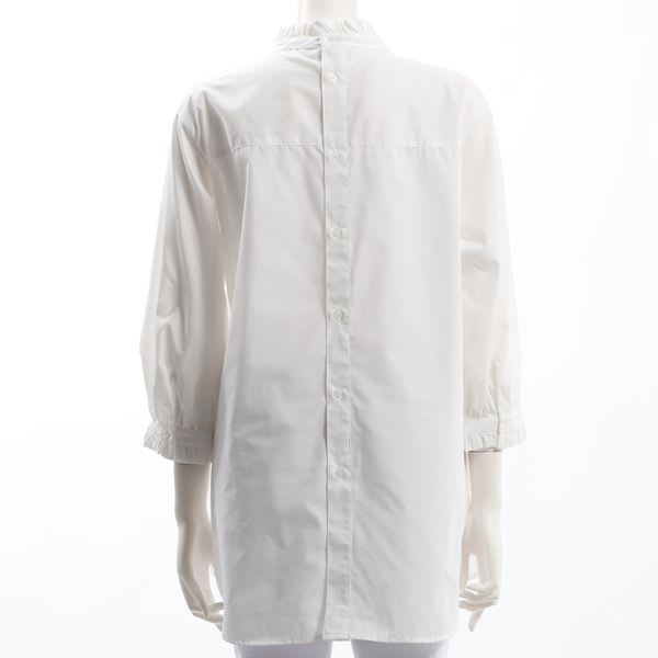 バックボタンフリルネックブラウス