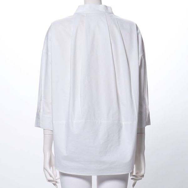 Vネックフロントボタンブラウス